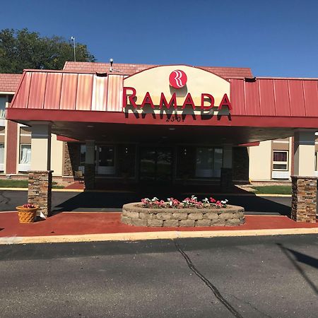 Ramada By Wyndham Albert Lea Dış mekan fotoğraf