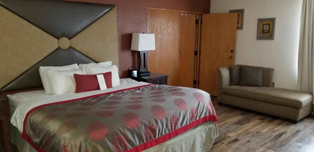 Ramada By Wyndham Albert Lea Dış mekan fotoğraf