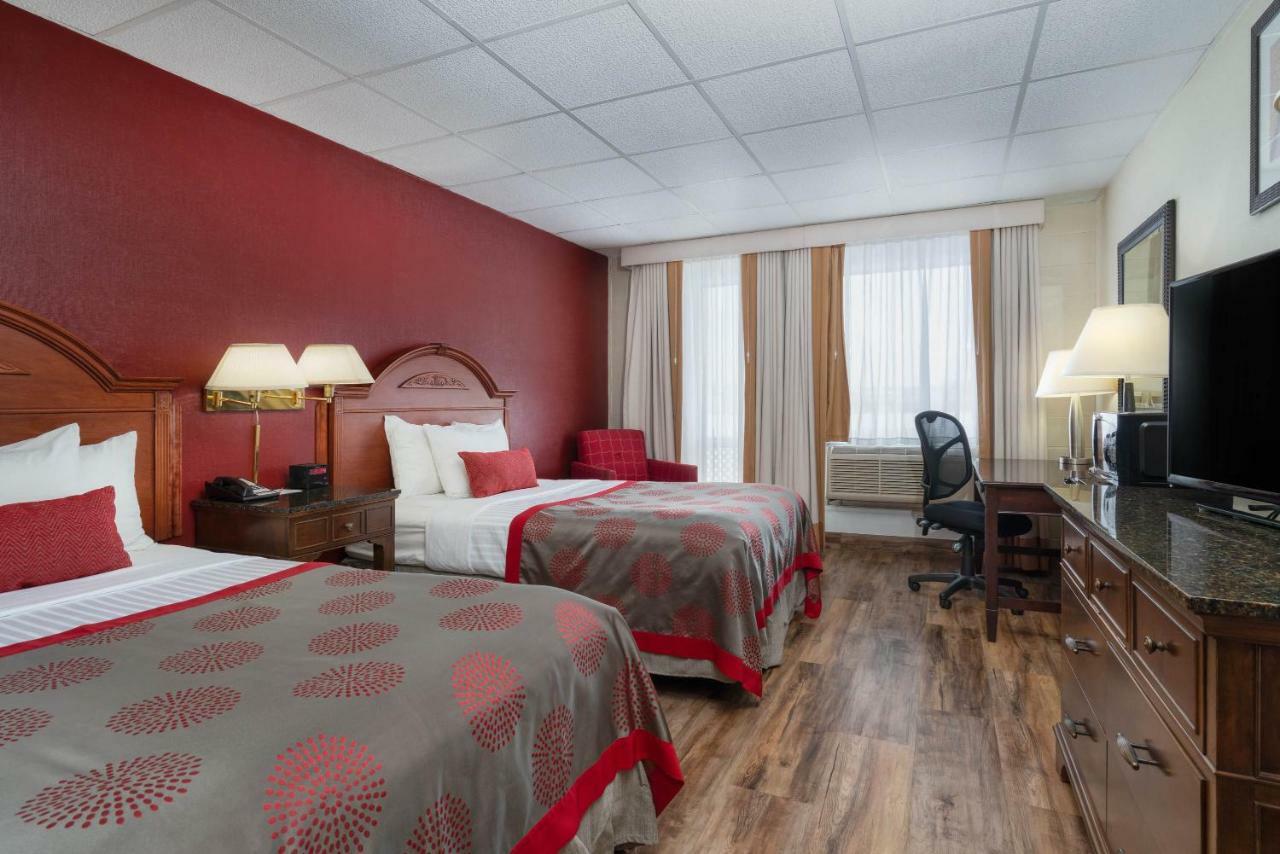 Ramada By Wyndham Albert Lea Dış mekan fotoğraf